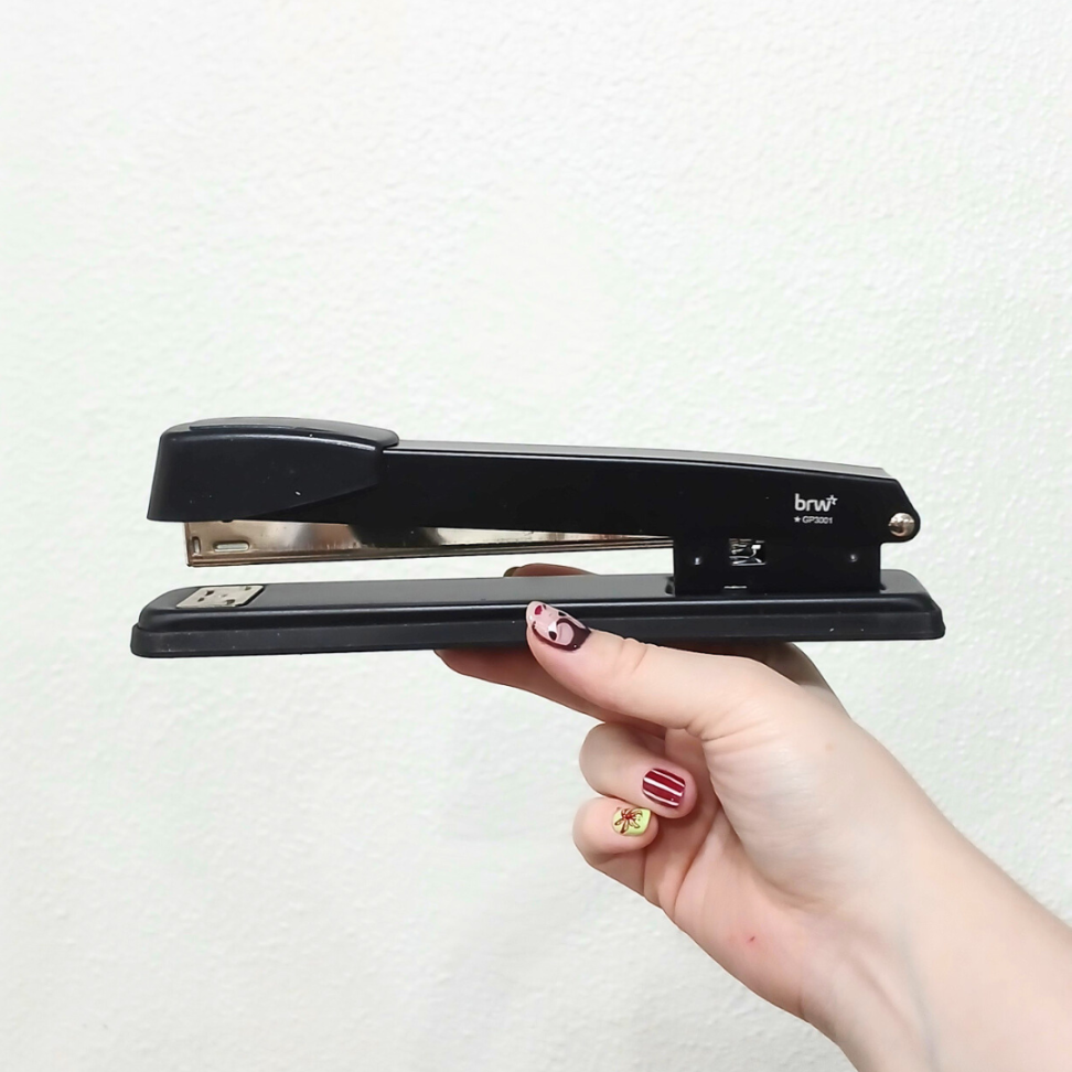 Grampeador 30 Folhas Estrutura Metálica GP3001 BRW - #4