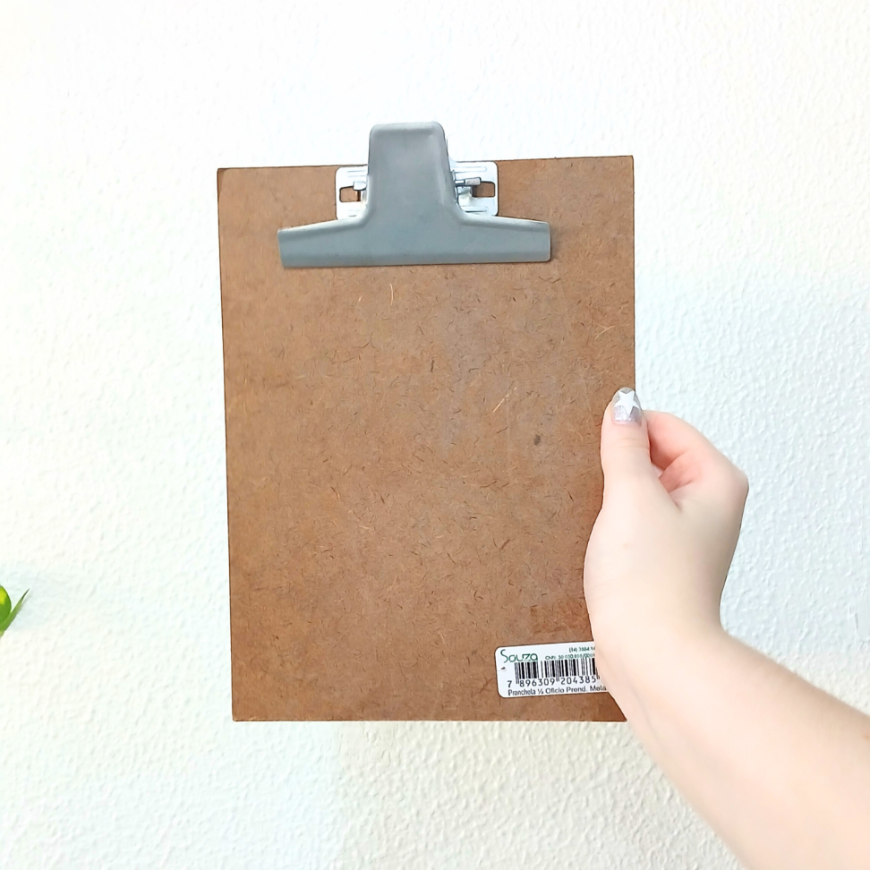 Prancheta 1/2 Ofício com Grampo Metálico Eucatex Cru Souza - #2