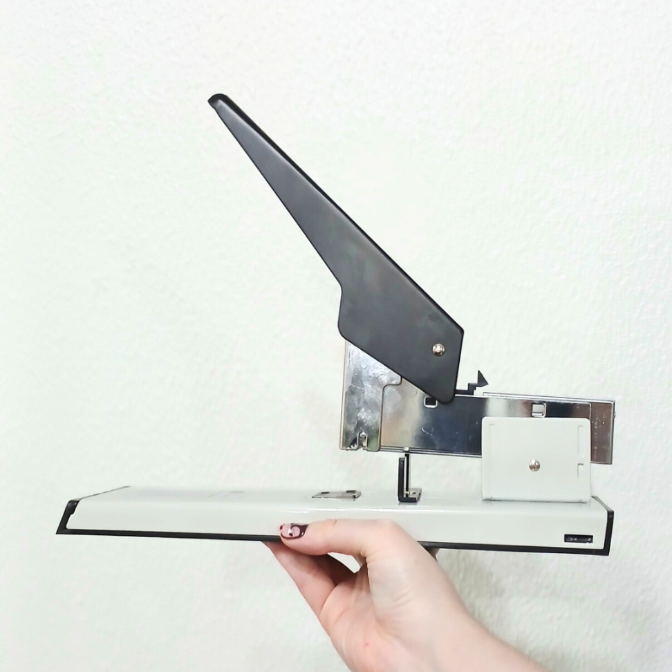 Grampeador 240 Folhas Profissional Lyke - #4