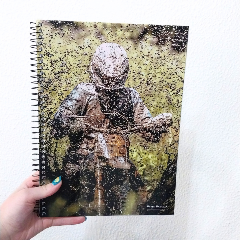Caderno com Espiral Universitário Up 1 Matéria Pauta Branca - #9