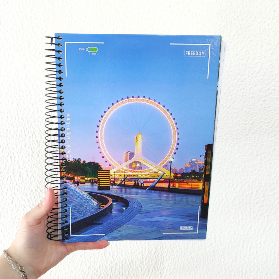 Caderno com Espiral Universitário Freedom 12 Matérias Animativa - #1
