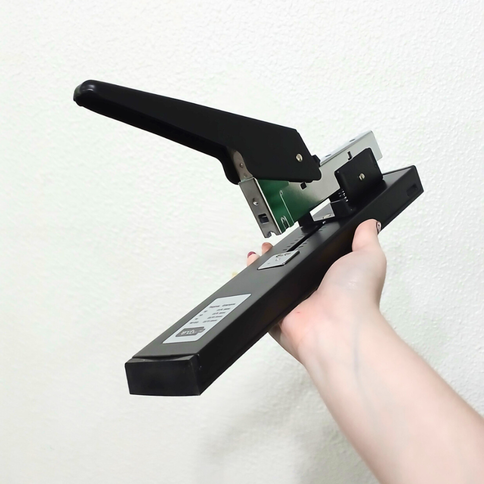 Grampeador 100 Folhas Metal Onda Pro - #5