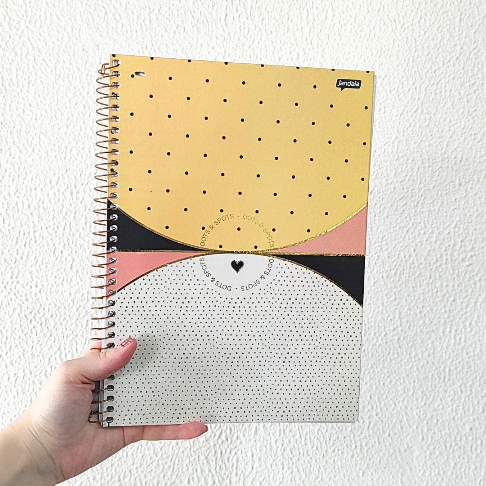Caderno com Espiral Universitário Dots & Spots 1 Matéria Jandaia - #1