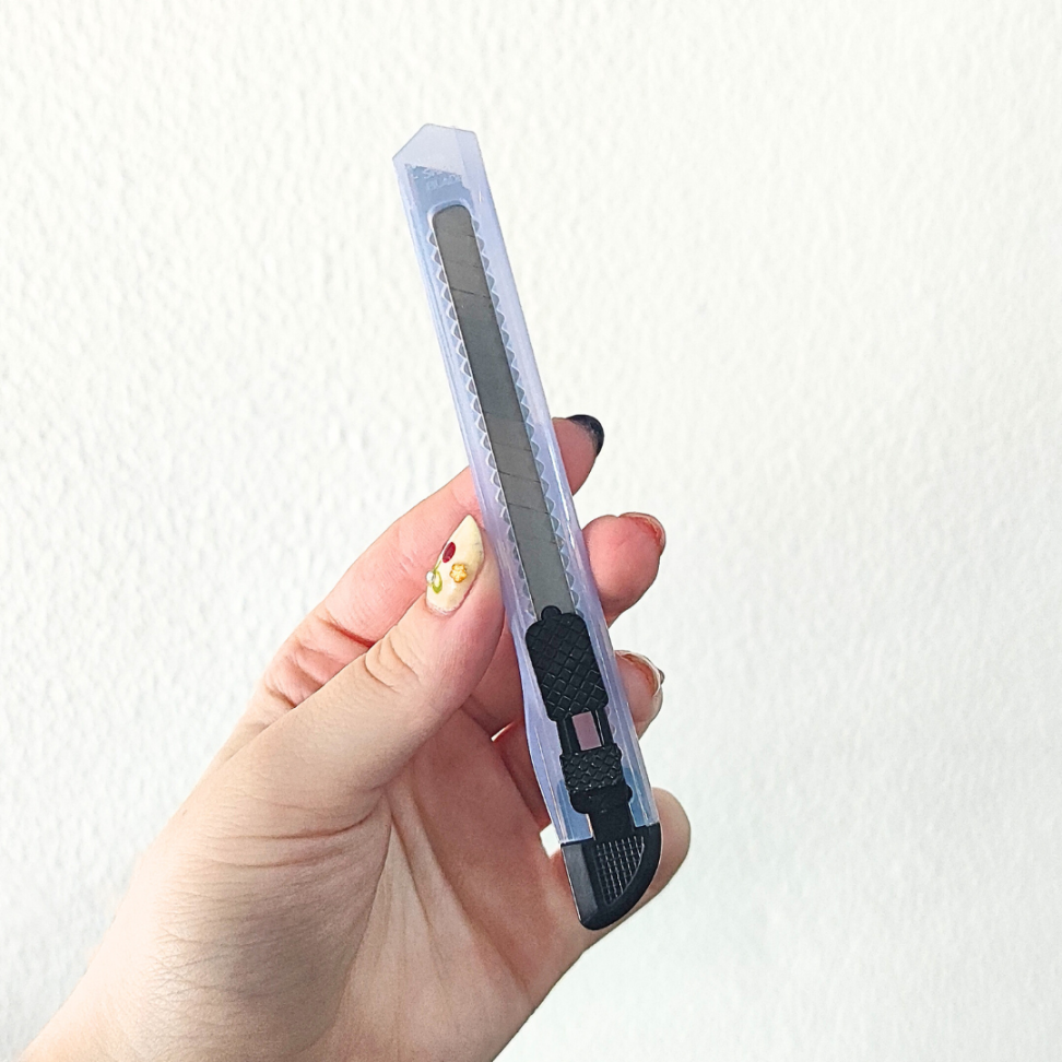 Estilete Estreito Plástico CiS - #2