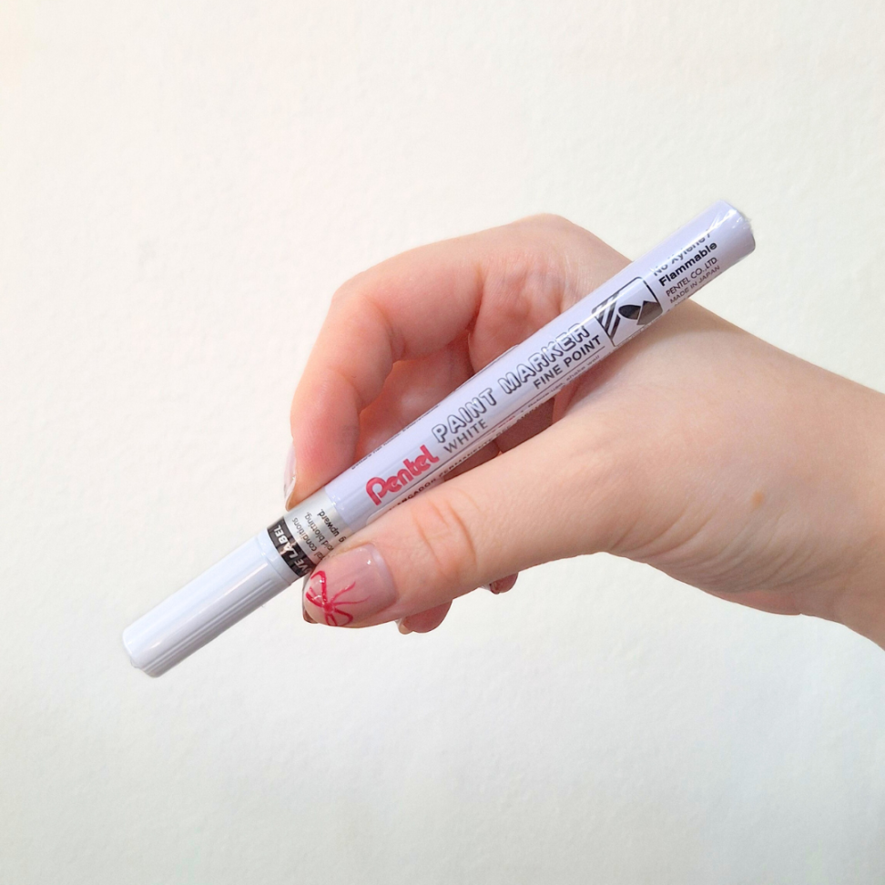 Marcador Paint Marker Fine Point MMP20 2.9 Pentel - #13