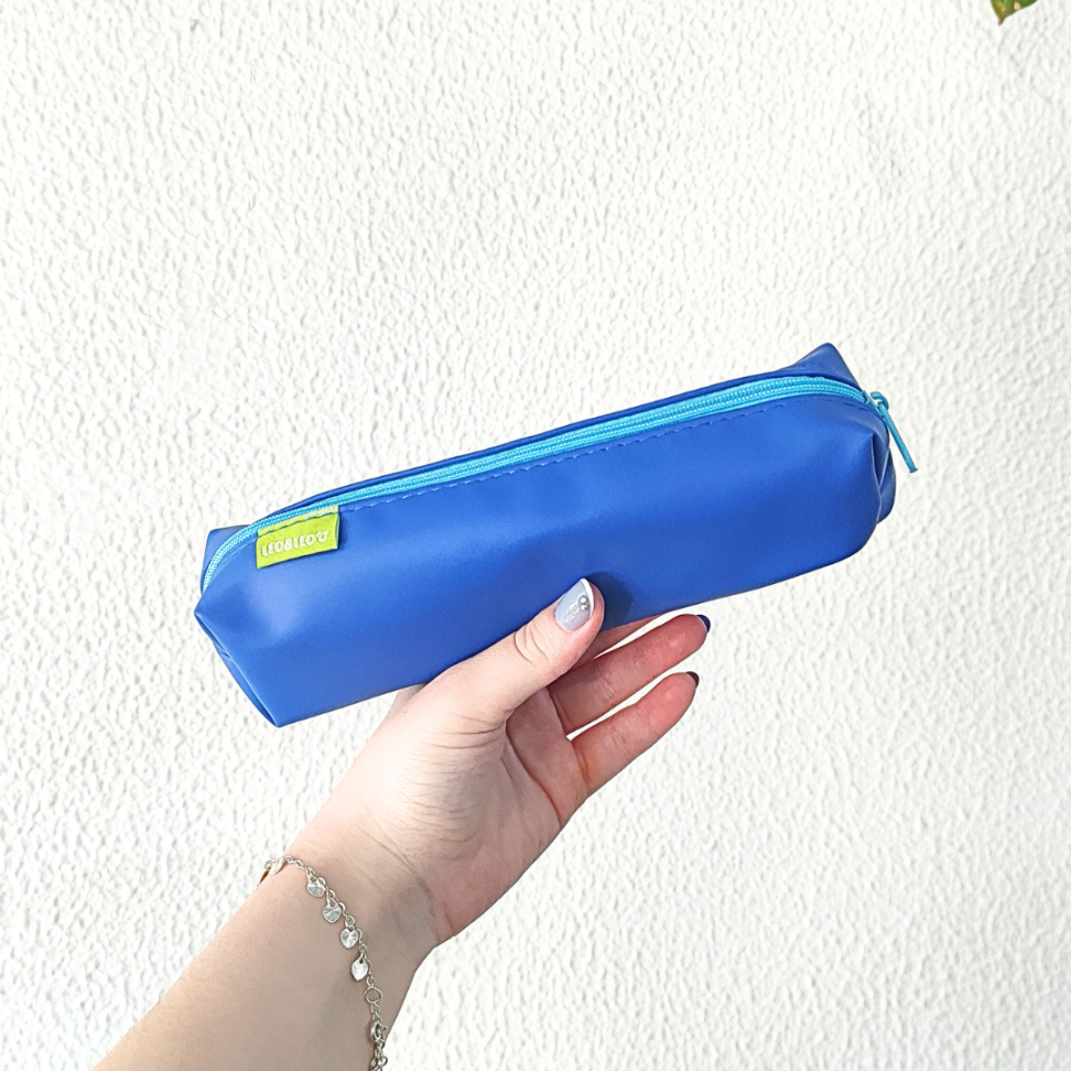 Estojo Simples em Courino Azul Leo e Leo - #1