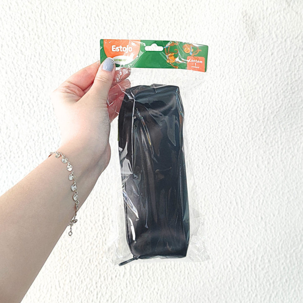 Estojo Simples em Courino Preto Leo e Leo - #3