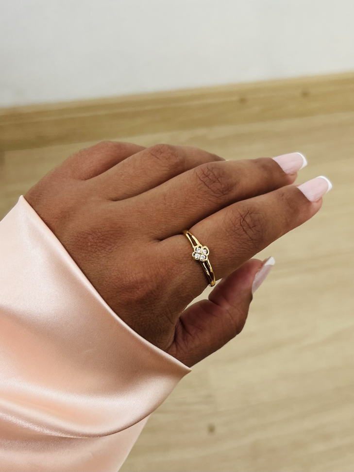 Anel Trevo Cravejado Banhado a Ouro 18K - #2