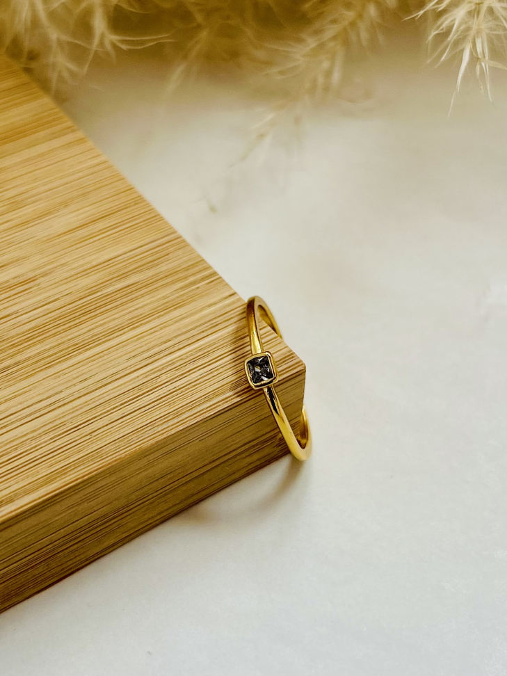 Anel Solitário Ponto de Luz Quadrado Banhado Ouro 18k - #4