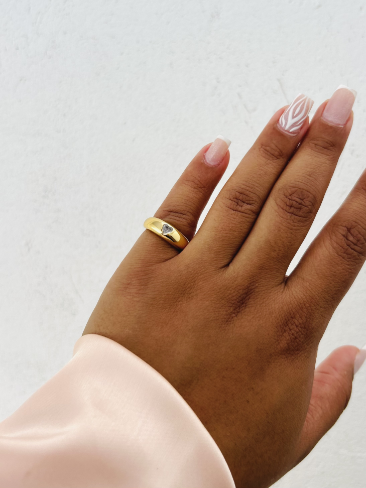 Anel Abaulado Coração Ajustável Banhado a Ouro 18K - #9