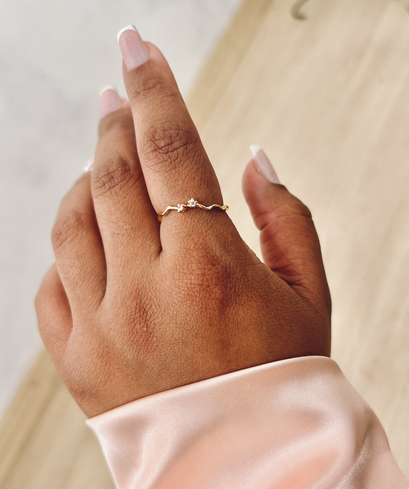 Anel Two Points Ajustável Ondas Cravejado (Ouro 18k) - #7