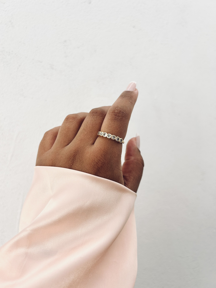 Anel Meia Aliança Ponto de Luz Zircônias Dourado | Aparador Banho Ouro 18k - #7