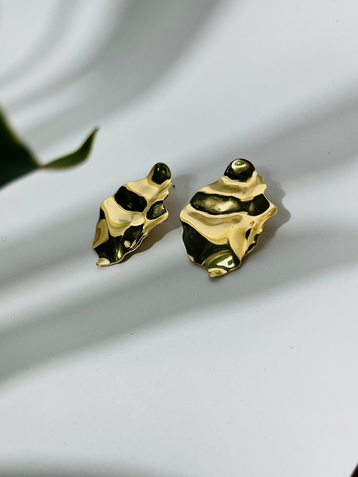 Brinco IRRADIA Orgânico Texturizado Dourado – Bijuteria Premium - #1