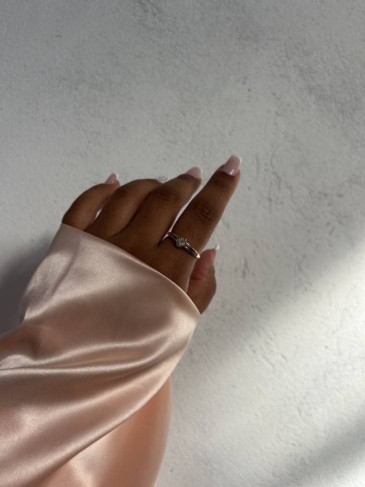 Anel Trevo Cravejado Banhado a Ouro 18K - #13