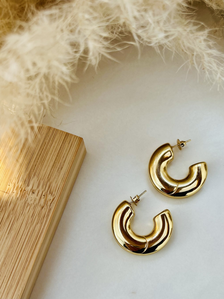 ARGOLA CHUNKY AÇO INOX DOURADA | Volume que define o look. - #2