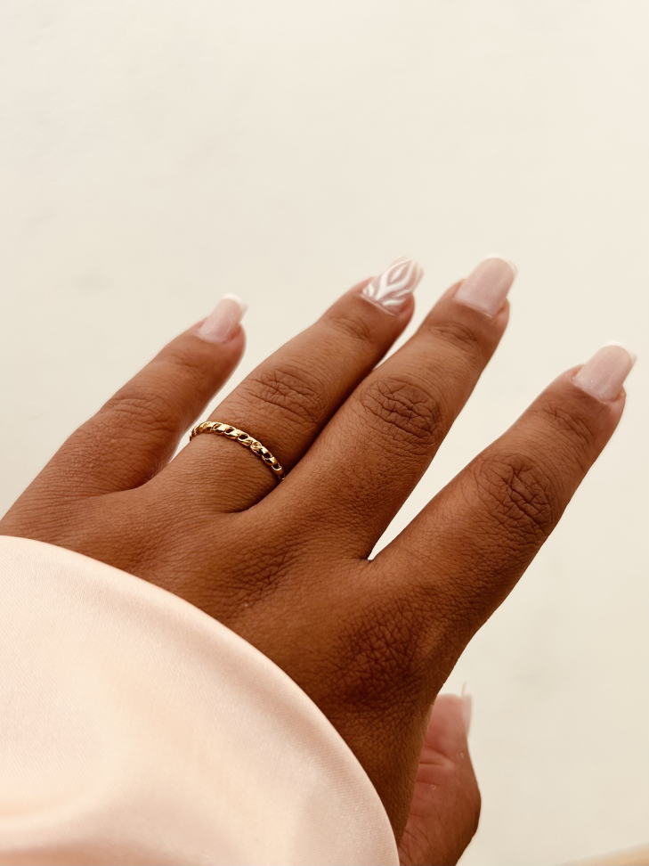 Anel Corrente Fina De Elos Banhado a Ouro 18K - #8