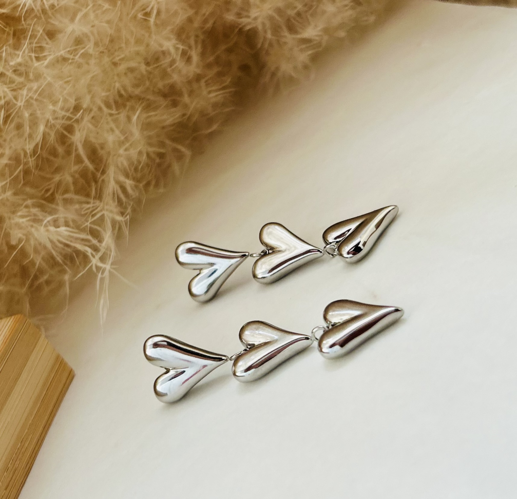 Brinco Statement Cascata de Corações 3D - Aço Inoxidável - Antialérgico - #3