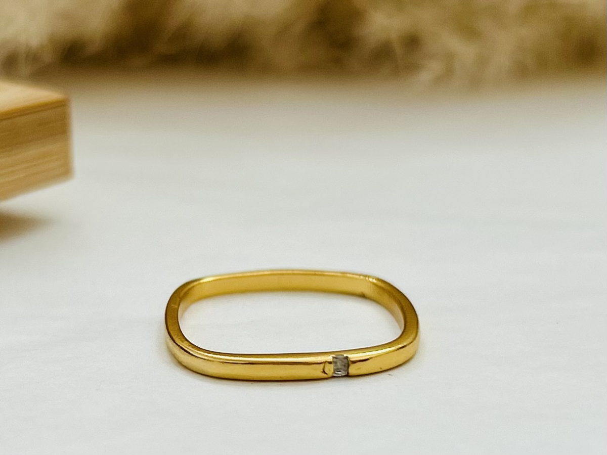 Anel Square Arredondado Solitário Cravejado Banhado a Ouro 18K - #2