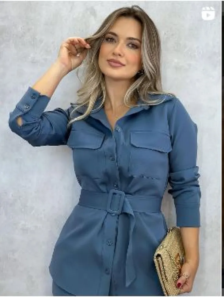 Camisa Preta com Cinto G