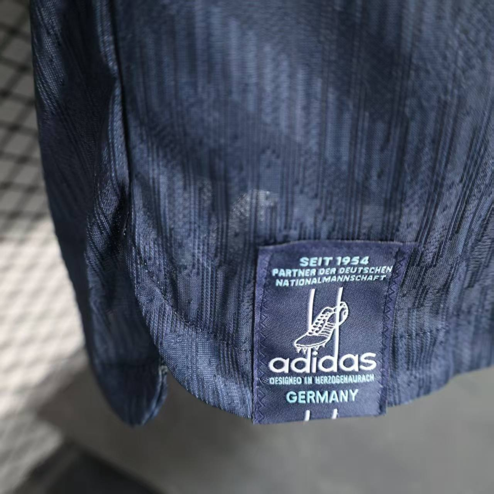 Alemanha Reserva 26/27 Jogador - #6