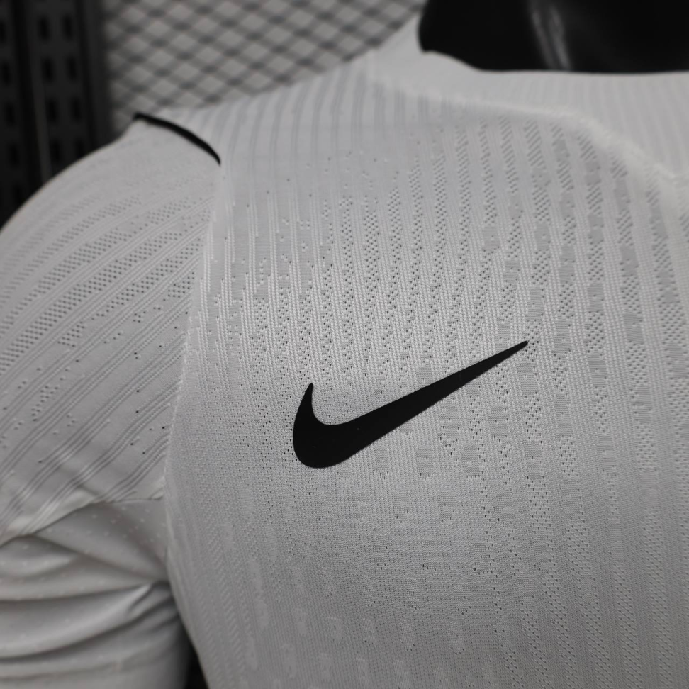 Camisa titular 26/27 Jogador - #4
