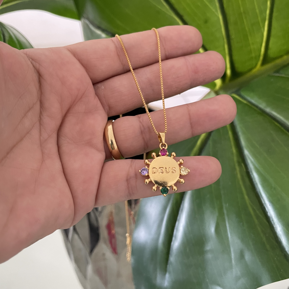 Colar Religioso Placa Deus_Semijoia/R$58,88