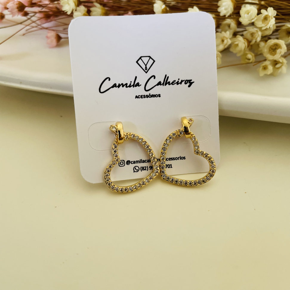 Brinco coração cravejado - semijoia