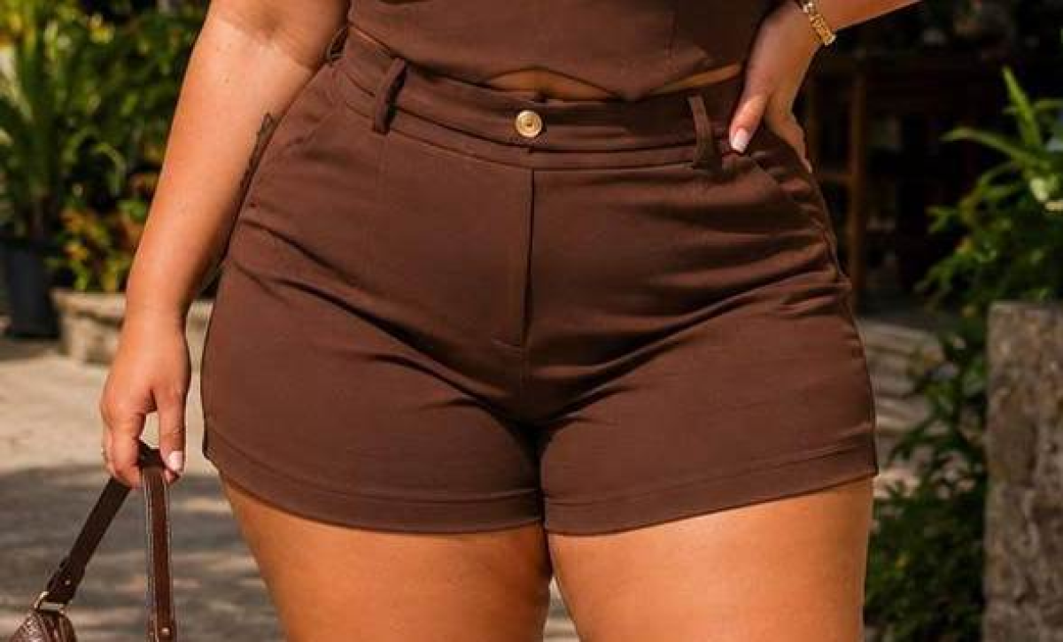 SHORT CÍNTHIA