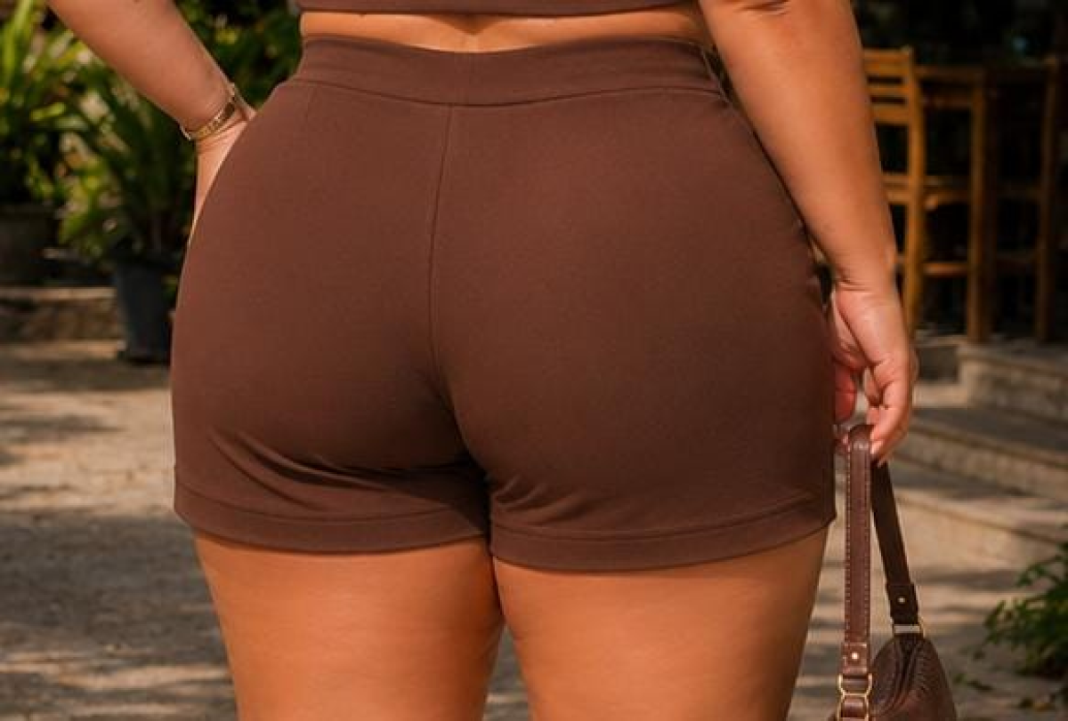 SHORT CÍNTHIA