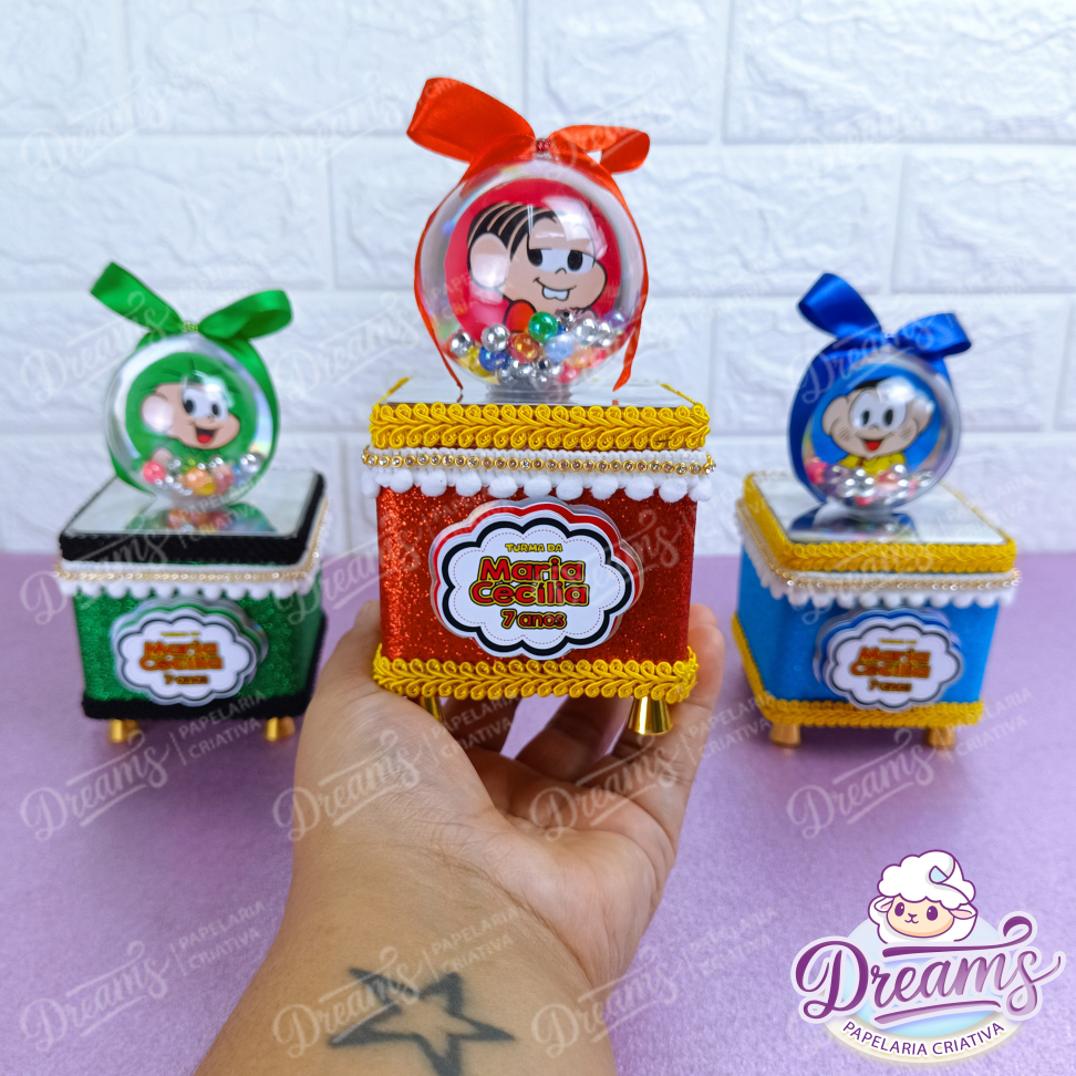 Kit com 10 Caixas Acrílicas de Luxo 8 × 8 cm com Bola – Turma da Mônica