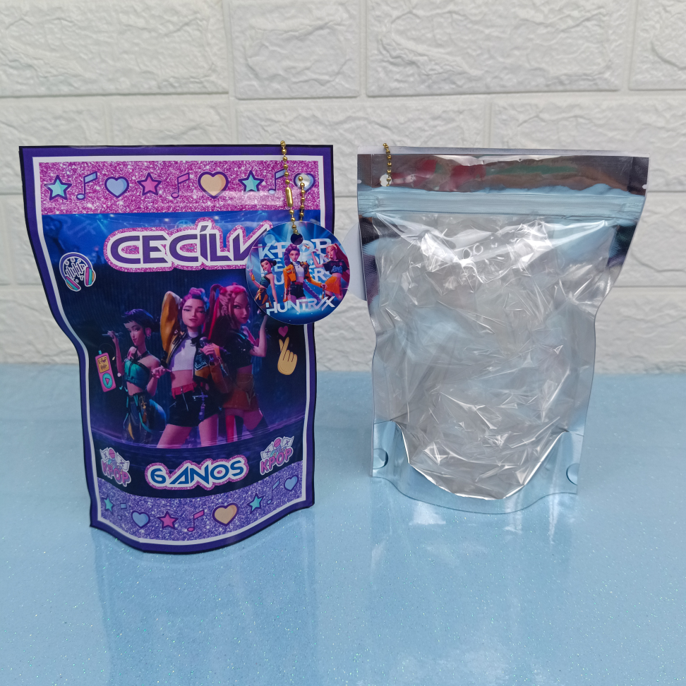 Kit com 20 Saquinhos Zip Lock Metalizados 14 × 20 cm com Tag – Guerreiras do K-Pop