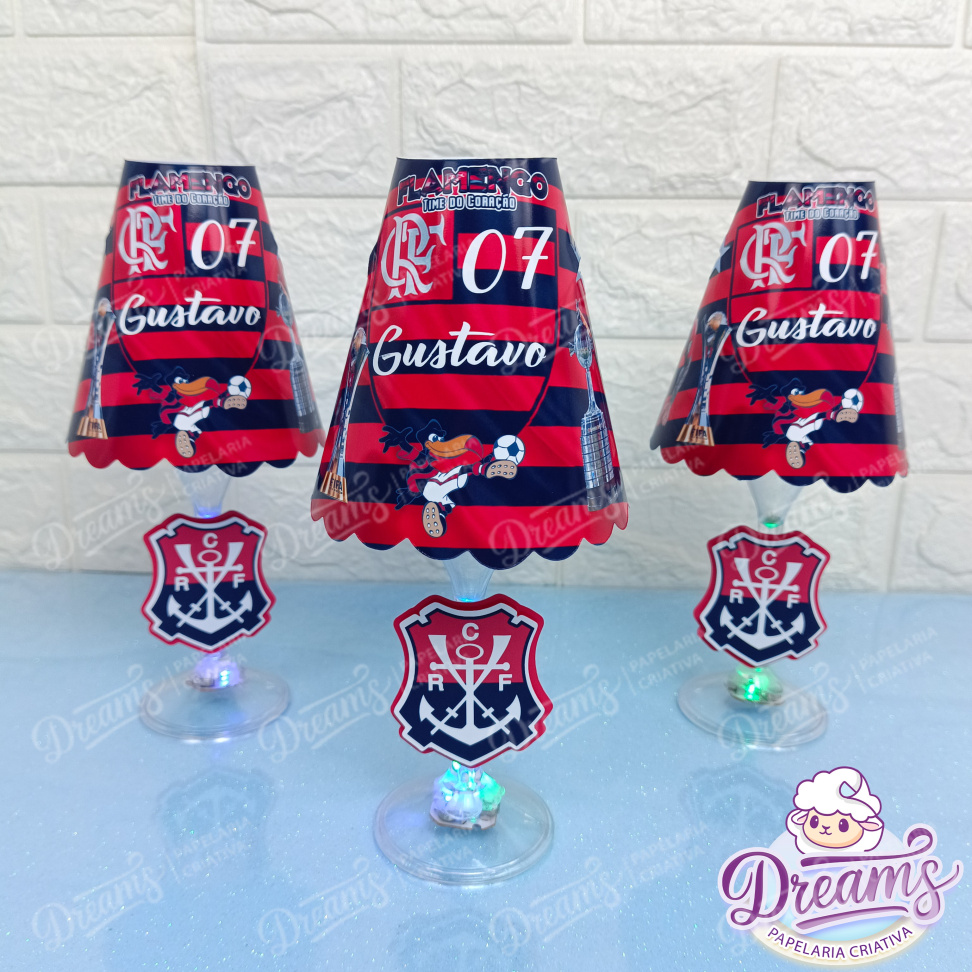 Kit com 10 Abajures Taça LED e 10 Plaquinhas de Agradecimento – Flamengo