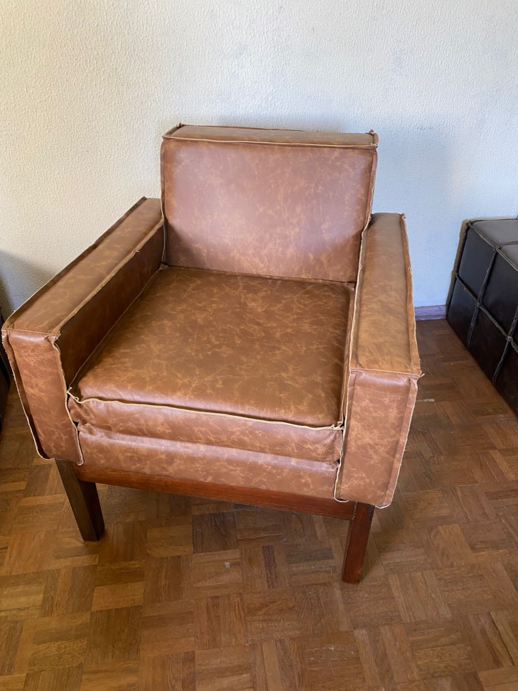 Poltrona Parma - Couro legitimo waxy camel