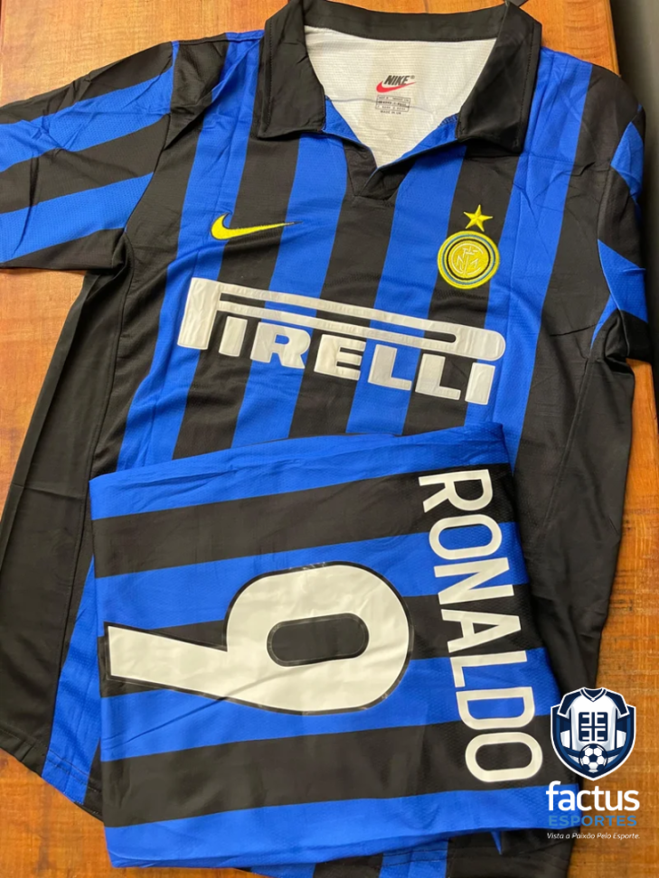 Inter de Milão Ronaldo (Retrô)