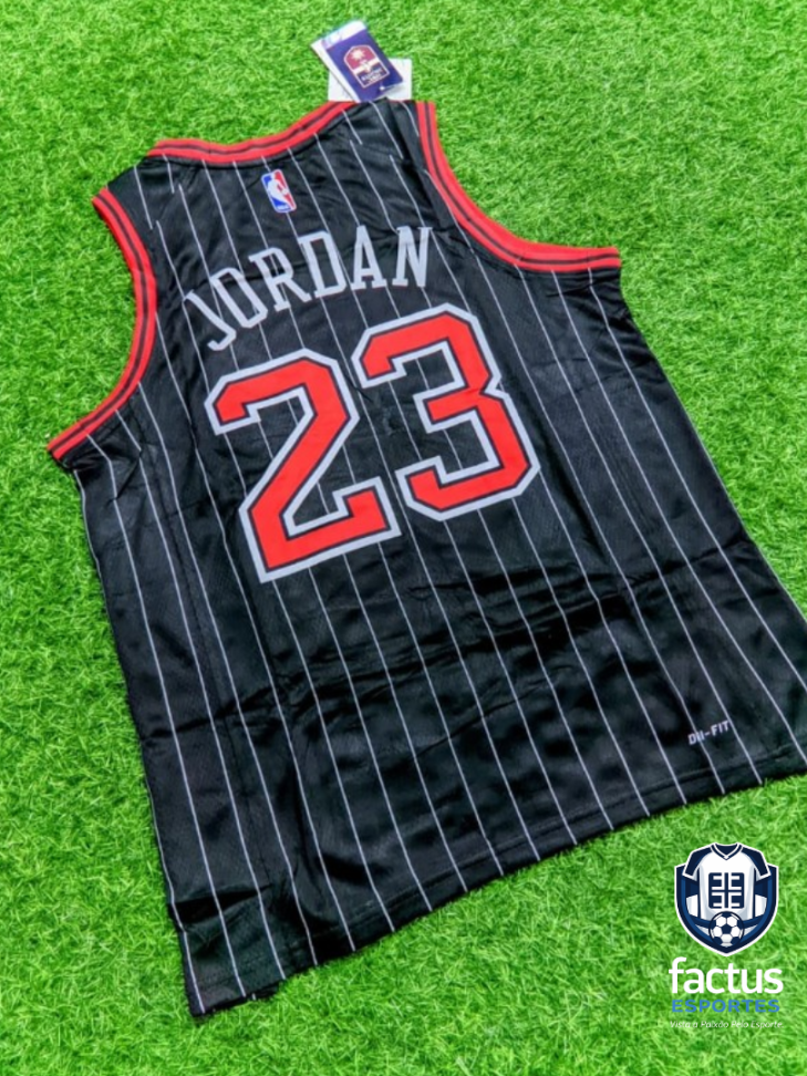 REGATA CHICAGO BULLS PINSTRIPE STATEMENT EDITION