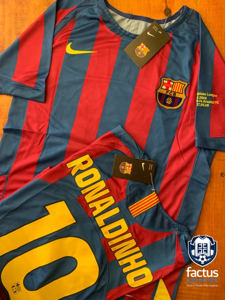 Barcelona Ronaldinho Listrada (Retrô)