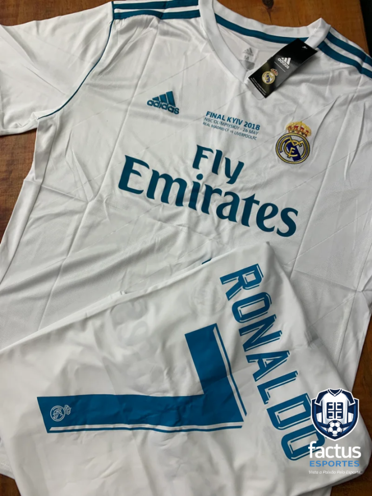 Real Madrid Branca com Azul Ronaldo (Retrô)