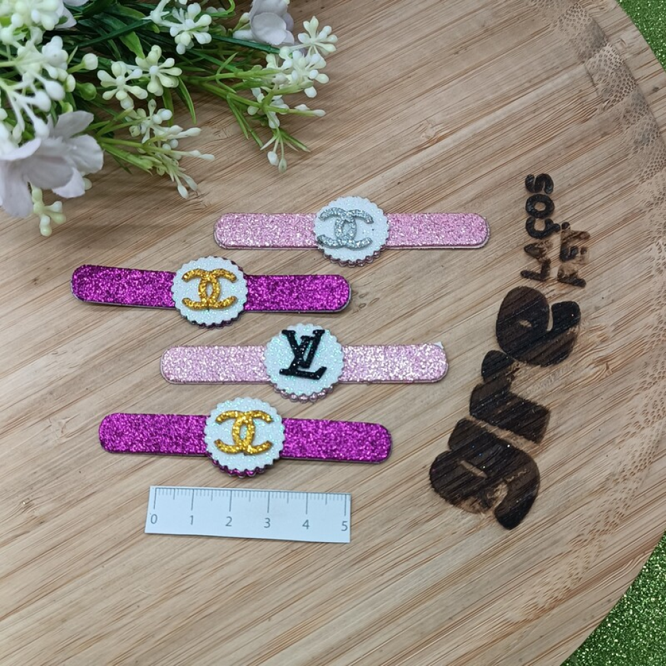 Adesivo Pulseira de Grife Sortidas Fêmea