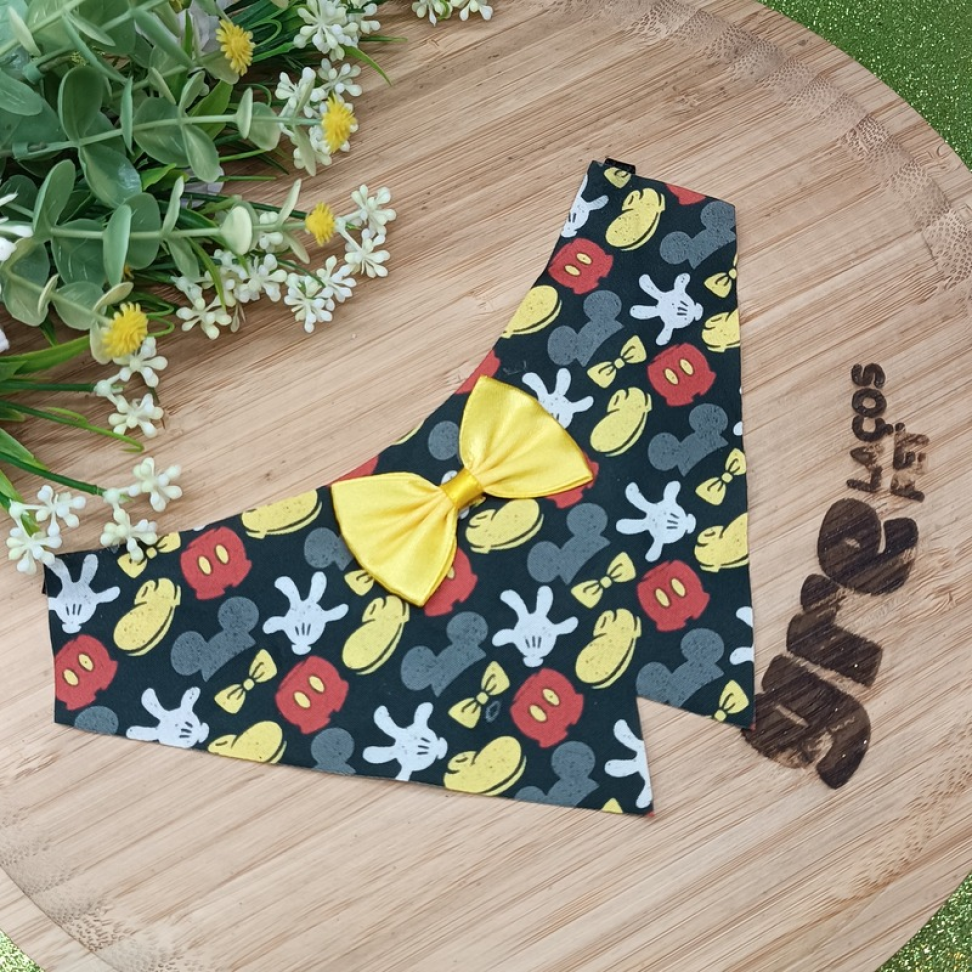 MK16-Pacote Babador Sem Forro do Mickey com Estampas Sortidas.