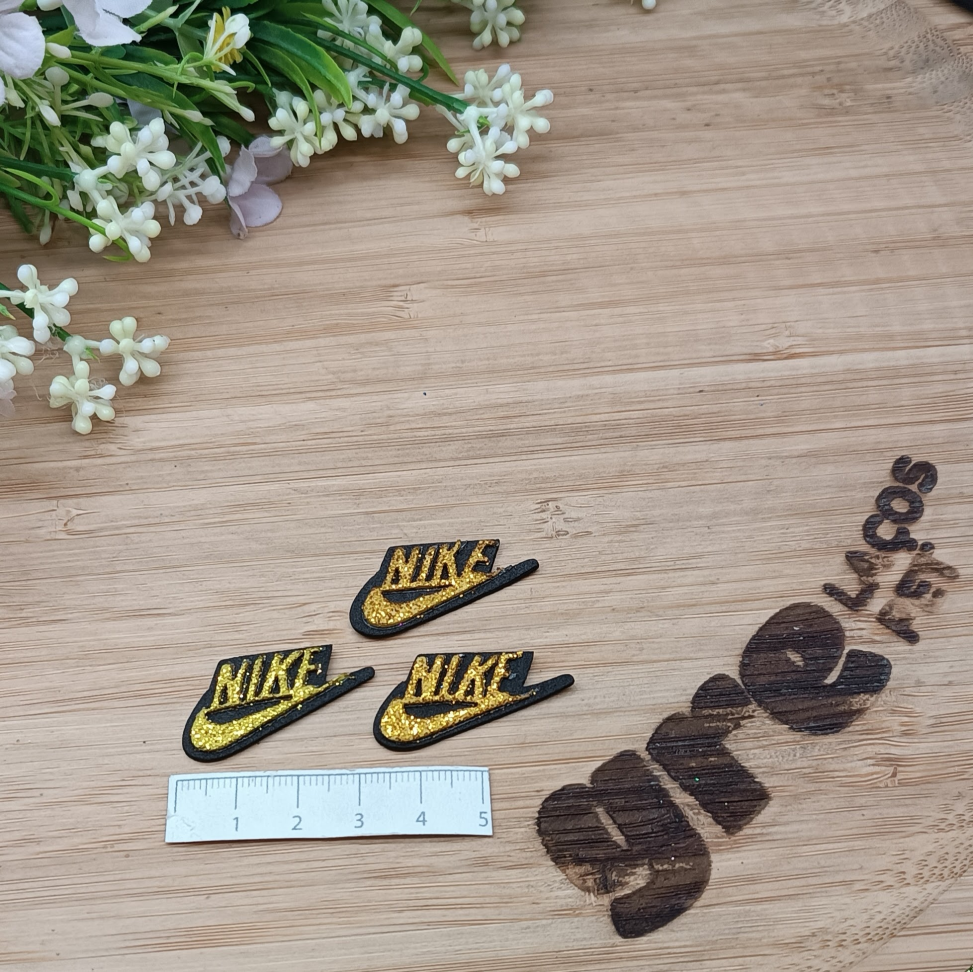 GF22-Adesivo da Nike.