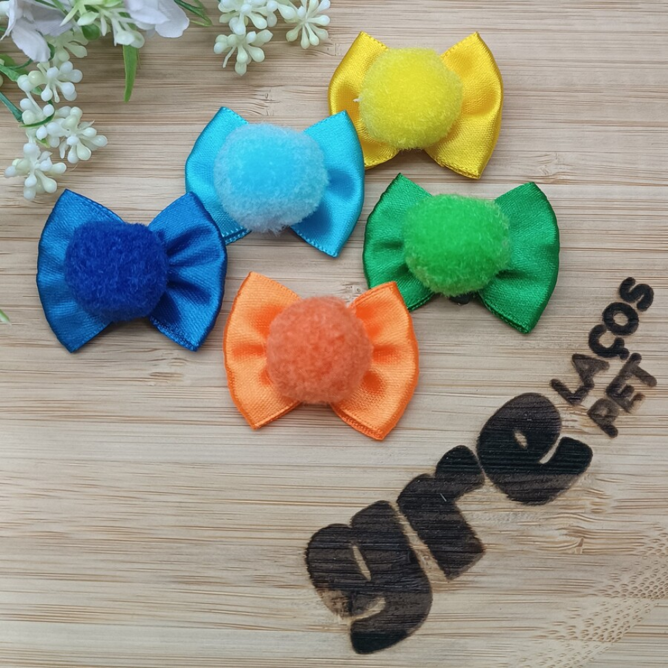 Laço M com Pompom para Macho