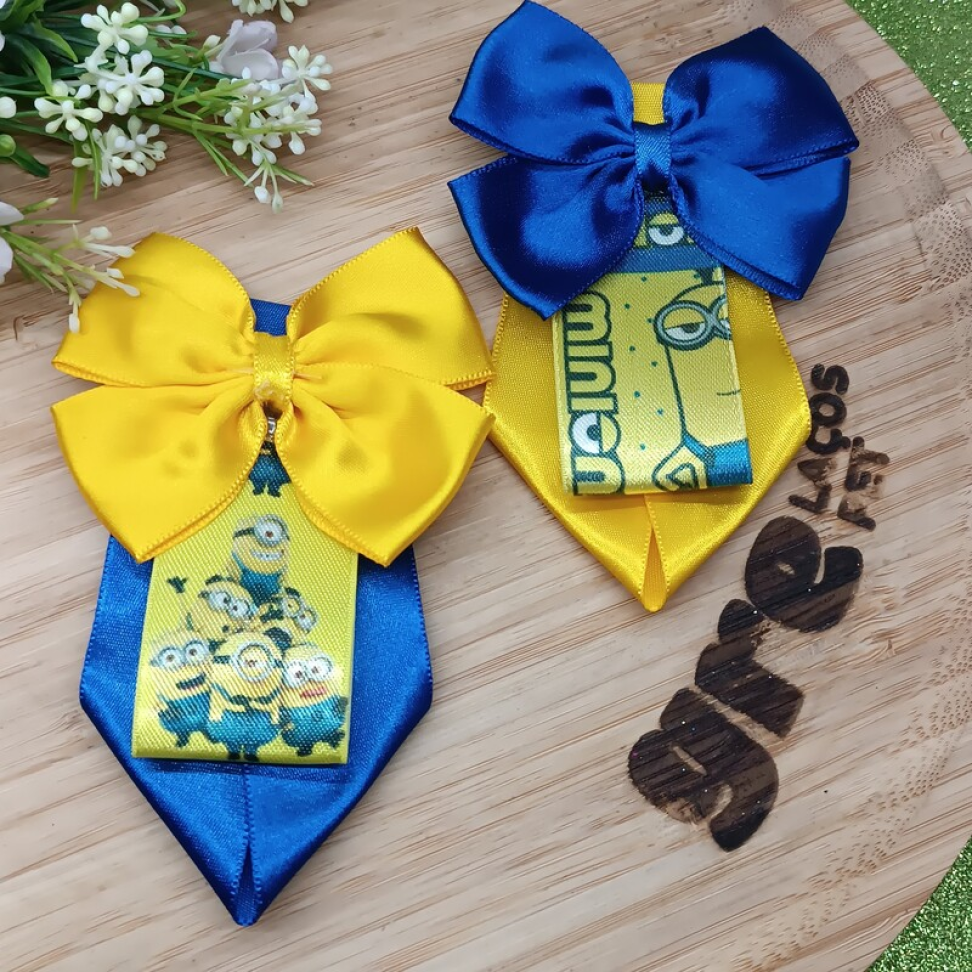 Gravata Dobrada com Laço Duplo dos Minions