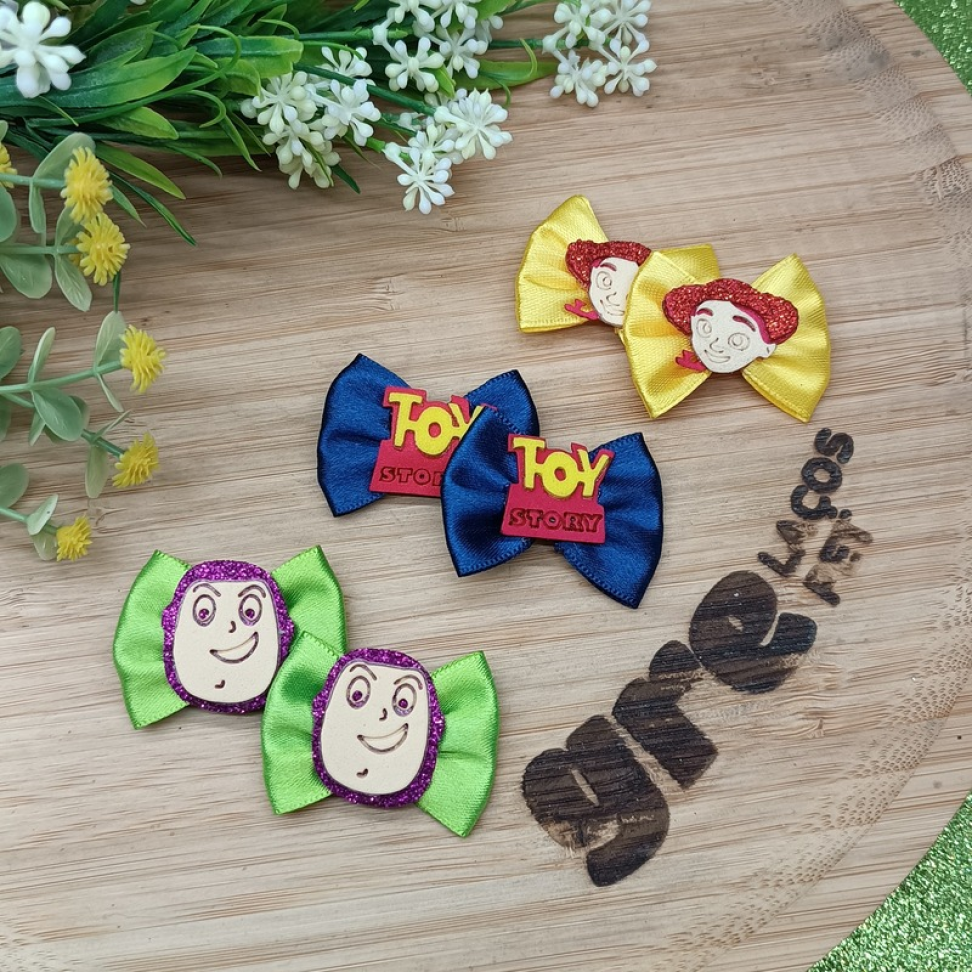 TS03-Laço M com Enfeites Sortidos do Toy Story