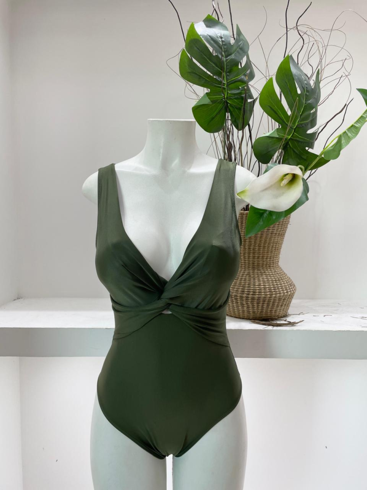 MAIÔ NÒ ESTAMPADO - #11