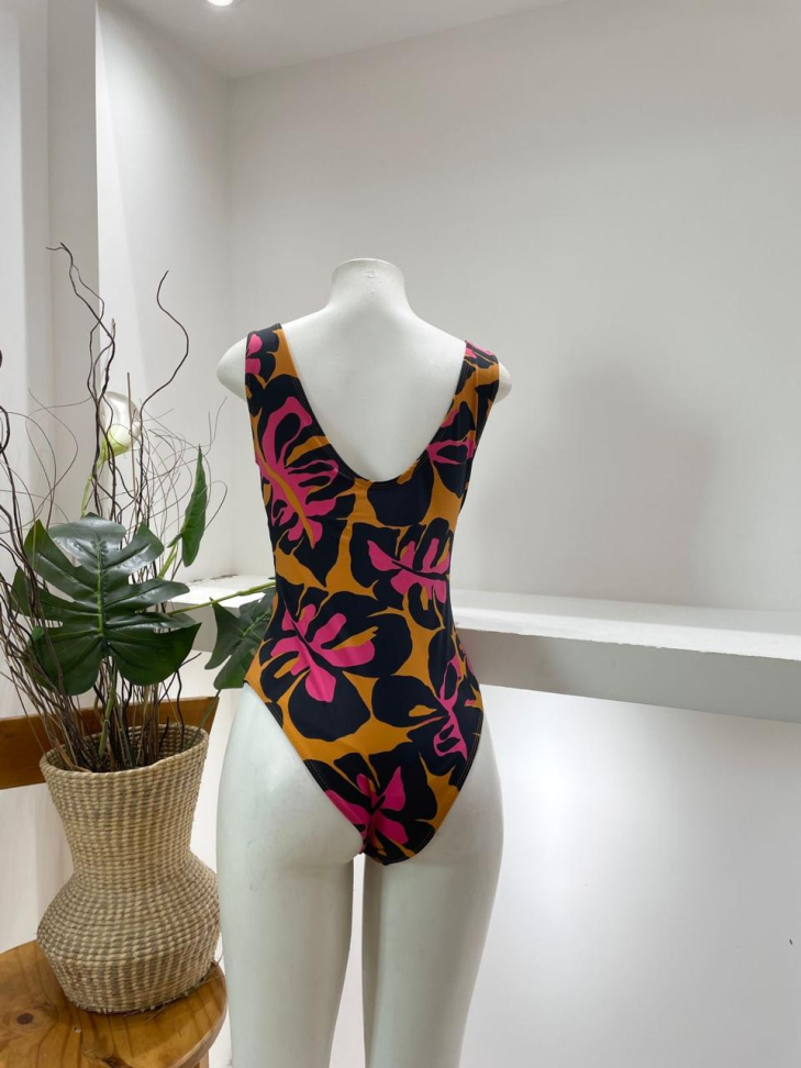 MAIÔ NÒ ESTAMPADO - #2