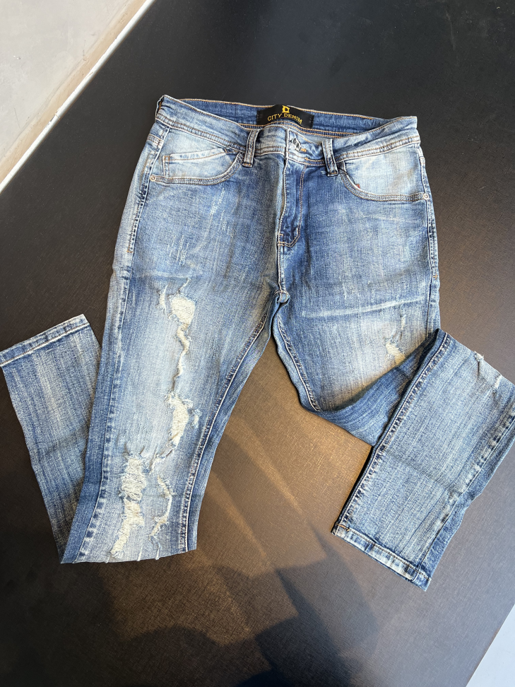 Calça skinny 46