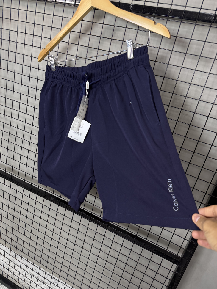 Short Luxo M