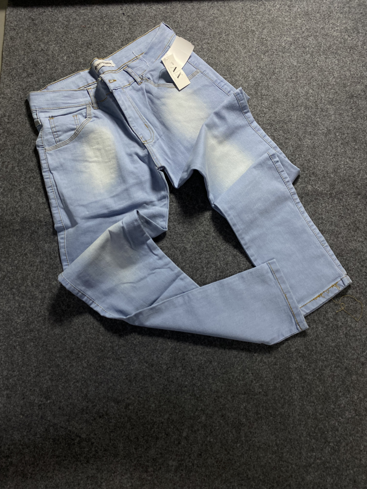 Calça jeans basic 44