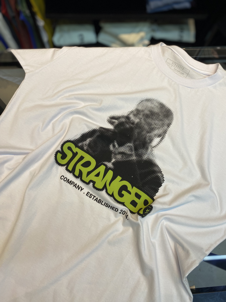 Camiseta over M