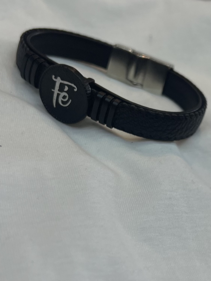 Pulseira couro